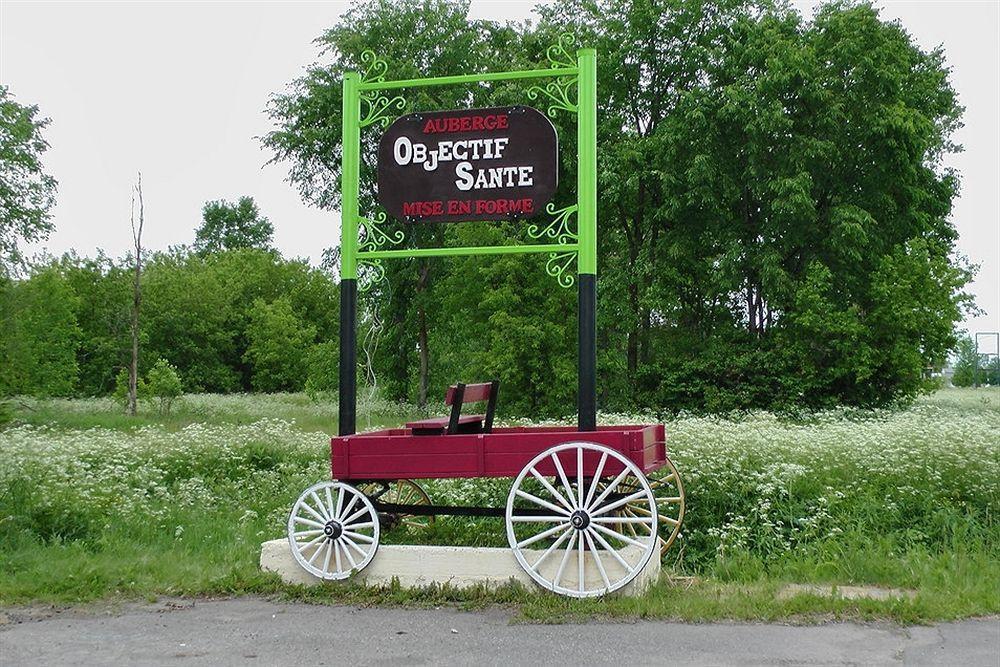 Objectif Sante Hotel Longueuil Exterior photo
